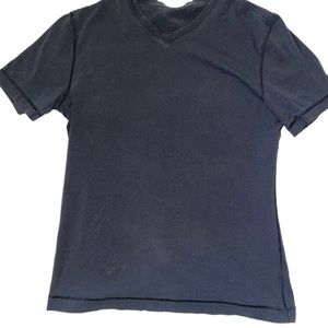 Black lululemon v neck